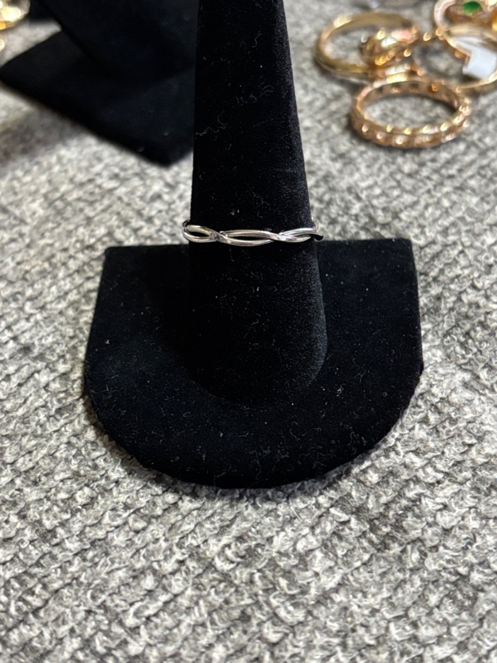 Delicate Silver Twist Band Ring - Women Jewelry size 9